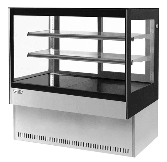 Vitrina pastelera curva 150x73x123 cms Maigas