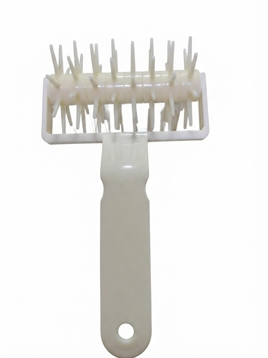 PICADOR PERFORADO DE MASAS 12 CMS